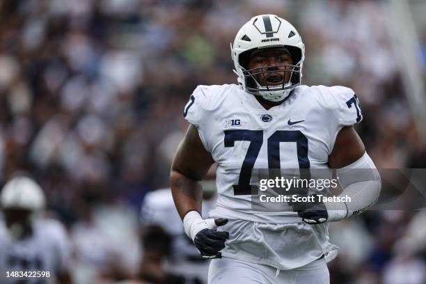 Jven Williams of the Penn State Nittany Lions in action during the Penn State Spring Football Game at Beaver Stadium on April 15, 2023 in State...