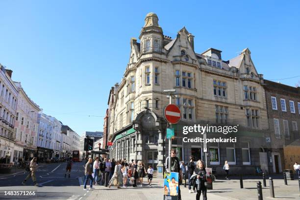 life in brighton - crowded bar stock pictures, royalty-free photos & images