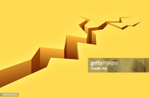 ilustraciones, imágenes clip art, dibujos animados e iconos de stock de grieta en el suelo - surgimiento conceptos