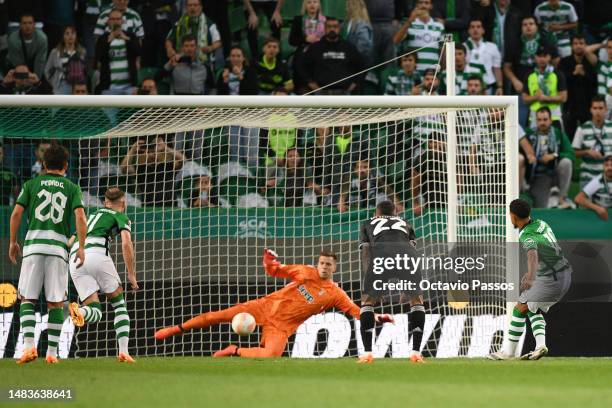 Marcus Edwards of Sporting CP scores the team's first goal during the UEFA Europa League Quarterfinal Second Leg match between Sporting CP and...