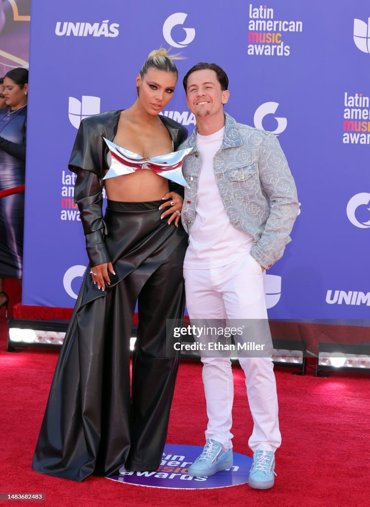 lele-pons-and-guaynaa-attend-the-2023-latin-american-music-awards-at-mgm-grand-garden-arena-on.jpg