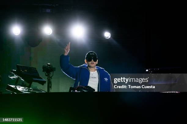 Bizzarp Singer Bizarrap Photos and Premium High Res Pictures - Getty Images
