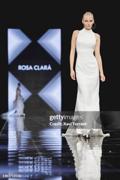 Model walks the runway at the Rosa Clara show on day 2 of Barcelona Bridal Fashion Week 2023 on April 20, 2023 in Barcelona, Spain.