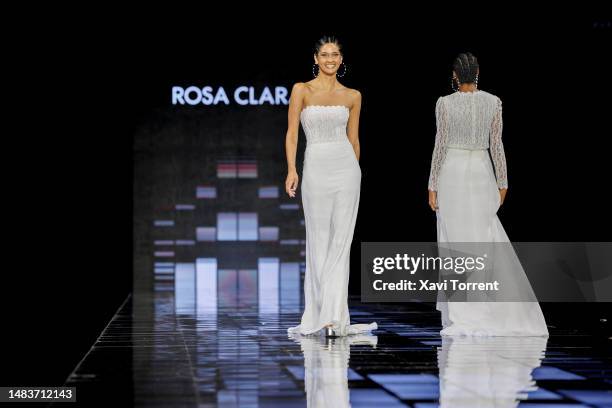 Model walks the runway at the Rosa Clara show on day 2 of Barcelona Bridal Fashion Week 2023 on April 20, 2023 in Barcelona, Spain.