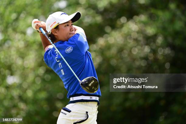 Mao Nozawa of Japan hits her tee shot on the 7th hole during the first round of 41st Fujisankei Ladies Classic at Kawana Hotel Golf Course Fuji...