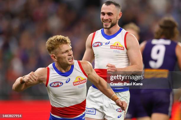 Adam Treloar of the Bulldogs celduring the round six AFL match between Fremantle Dockers and Western Bulldogs at Optus Stadium, on April 21 in Perth,...