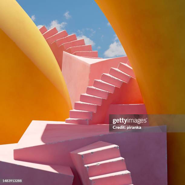 escaleras extrañas - surrealismo fotografías e imágenes de stock