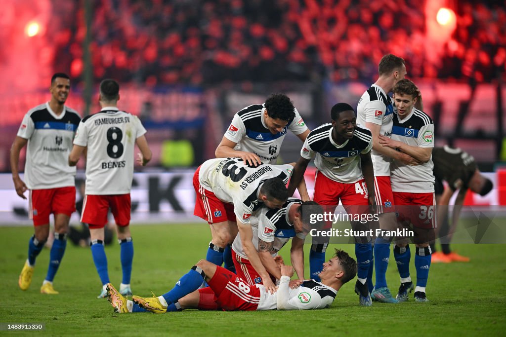 Hamburger SV v FC St. Pauli - Second Bundesliga