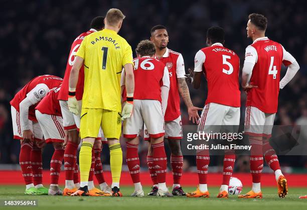 Arsenal players come together after going 2-0 down during the Premier League match between Arsenal FC and Southampton FC at Emirates Stadium on April...