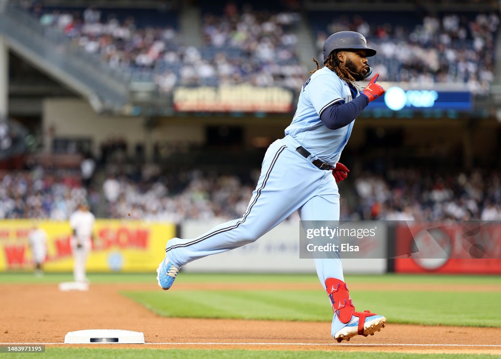 Toronto Blue Jays v New York Yankees