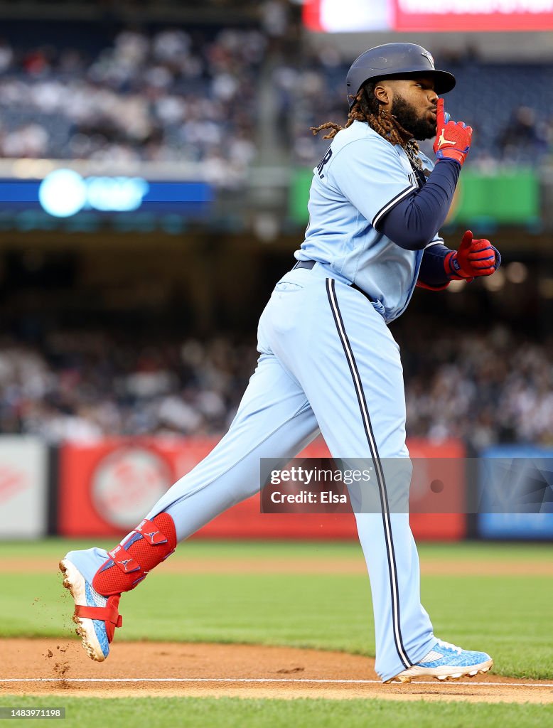 Toronto Blue Jays v New York Yankees