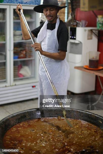 93 Big Wok Stock Photos, High-Res Pictures, and Images - Getty Images