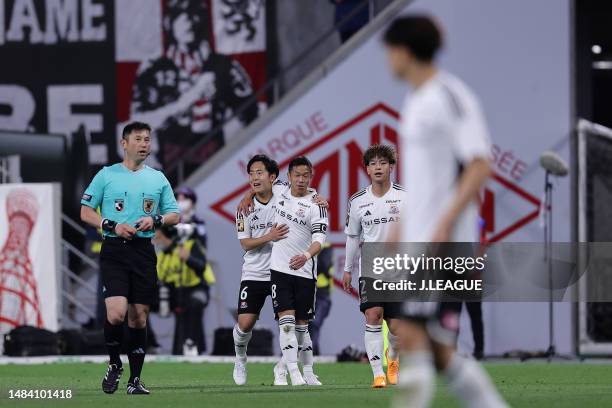 Kota WATANABE of Yokohama F･Marinoscelebrates scoring his side's second goal during the J.LEAGUE Meiji Yasuda J1 9th Sec. Match between Vissel Kobe...