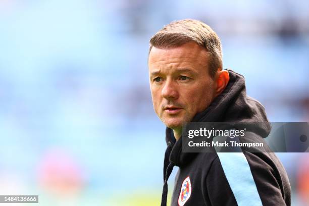 Interim team manager of Reading Noel Hunt looks on during the Sky Bet Championship between Coventry City and Reading at The Coventry Building Society...