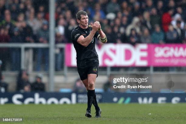 Ian Whitten of Exeter Chiefs acknowledges the fans as they leave the field whilst being substituted during the Gallagher Premiership Rugby match...