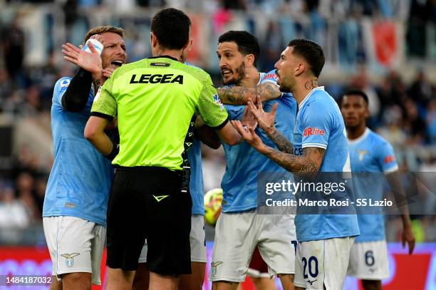 The protests of the SS Lazio players against the referee Davide Ghersini during the Serie A match between SS Lazio and Torino FC at Stadio Olimpico...