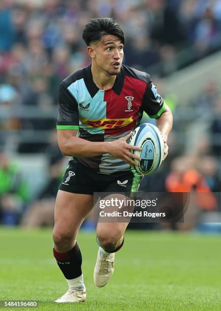 Marcus Smith of Harlequins runs with the ball during the Gallagher Premiership Rugby match between Harlequins and Bath Rugby at Twickenham Stadium on...