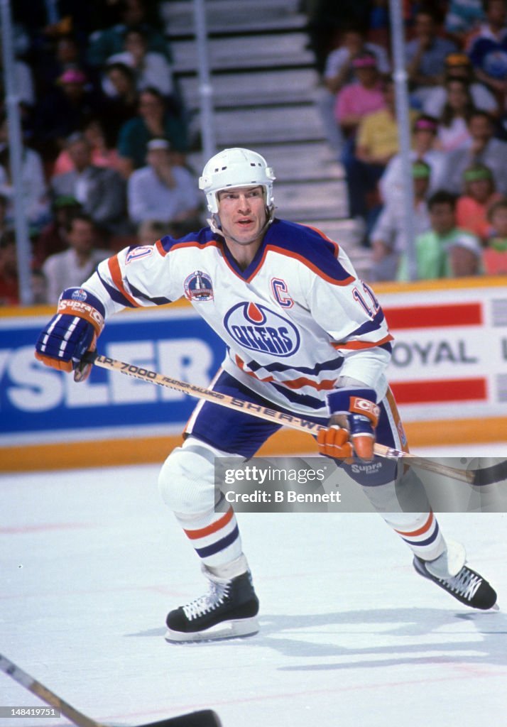 1990 Stanley Cup Finals:  Boston Bruins v Edmonton Oilers