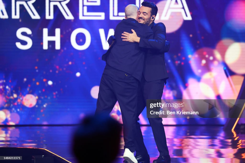 Giovanni Zarrella and Oli.P are seen on stage during the Giovanni... News Photo Getty Images Giovanni Zarrella and Oli.P are seen on stage during the Giovanni... News Photo Getty Images