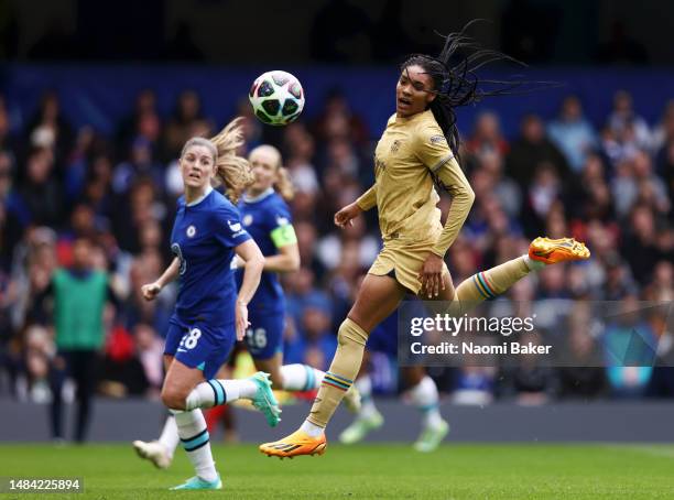 Maren Mjelde of Chelsea and Salma Paralluelo of FC Barcelona battle for possession during the UEFA Women's Champions League semifinal 1st leg match...