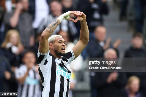 Joelinton of Newcastle United celebrates after scoring the team's second goal during the Premier League match between Newcastle United and Tottenham...