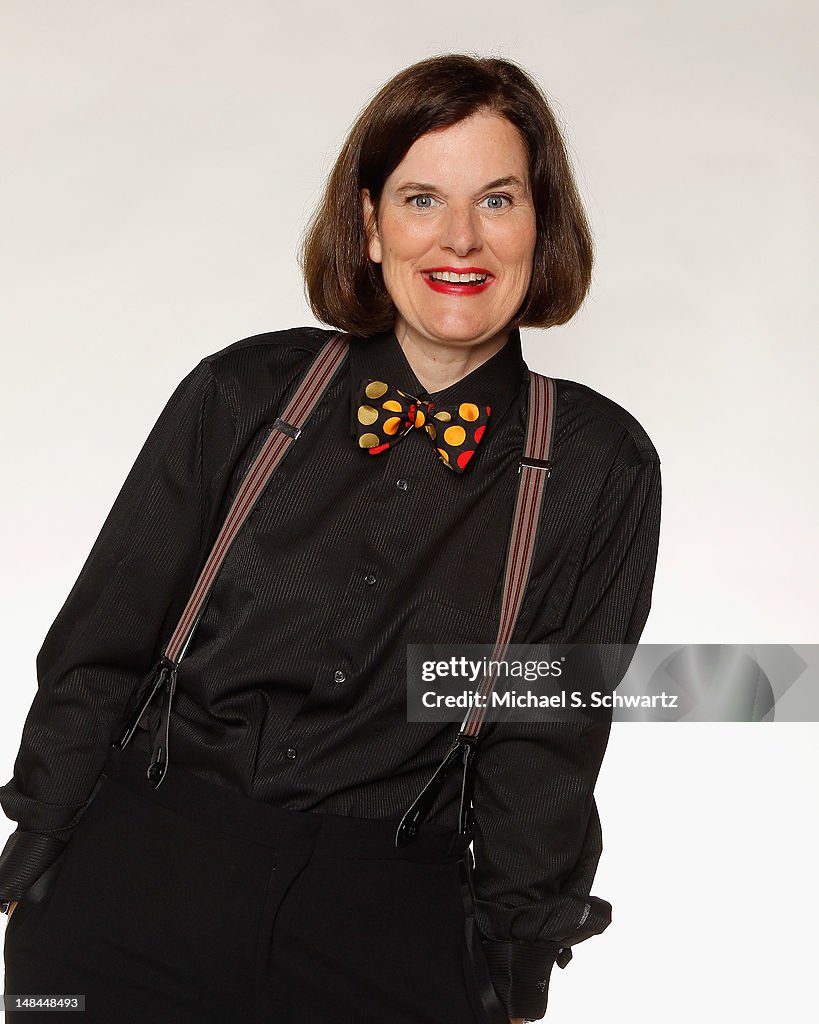 Paula Rants Comedian Paula Poundstone poses during a portrait session at The Ice ...