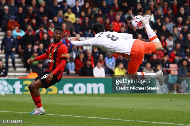 Pablo Fornals of West Ham United scores the team's fourth goal during the Premier League match between AFC Bournemouth and West Ham United at...