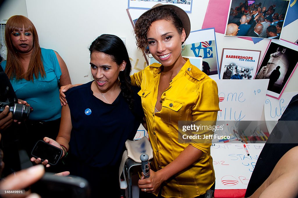 Organizing For America West Philadelphia Volunteer Event With Alicia Keys