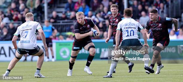 Jackson Wray of Saracens charges upfield during the Gallagher Premiership Rugby match between Saracens and London Irish at the StoneX Stadium on...