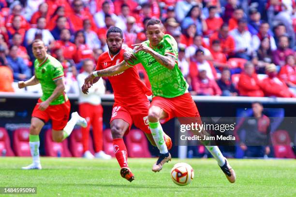 Brayan Angulo of Toluca fights for the ball with Diego Chavez of Juarez during the 16th round match between Toluca and FC Juarez as part of the...