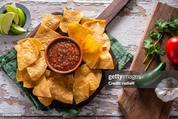 restaurant style salsa - salsa imagens e fotografias de stock