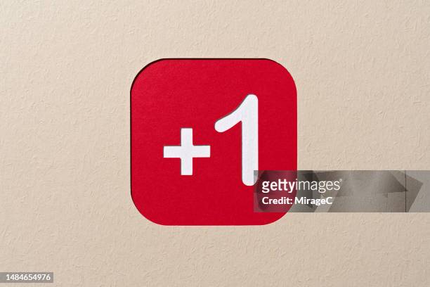 +1, social media plus one mark in a square frame, paper craft - 點數 得分單位 個照片及圖片檔