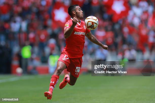 Brian Garcia of Toluca controls the ball during the 16th round match between Toluca and FC Juarez as part of the Torneo Clausura 2023 Liga MX at...