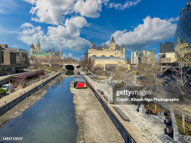 downtown core of ottawa - rideau canal stock pictures, royalty-free photos & images