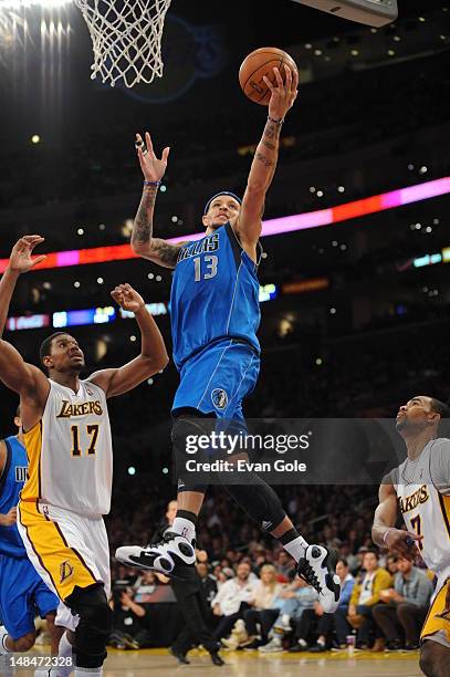 Delonte West of the Dallas Mavericks shoots the ball against the Los Angeles Lakers on April 15, 2012 in Los Angeles, California. NOTE TO USER: User...