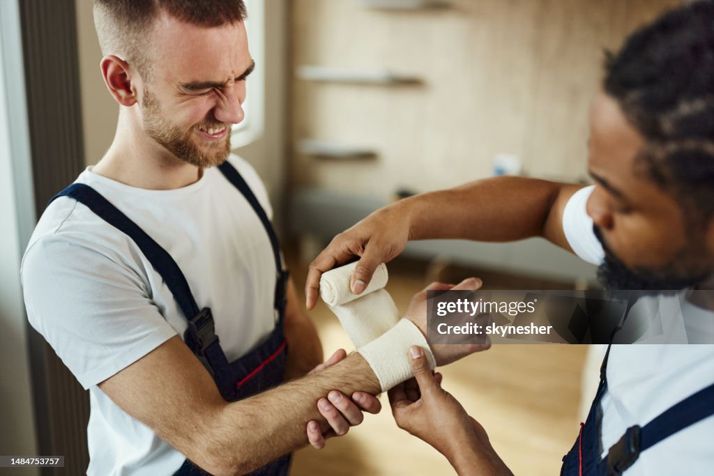 Einen Körperschaden bei der Arbeit einwickeln!