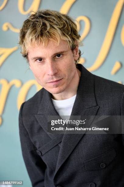 Ruben Ochandiano attends the "Y Todos Arderán" photocall at Teatro Soho Club on April 24, 2023 in Madrid, Spain.
