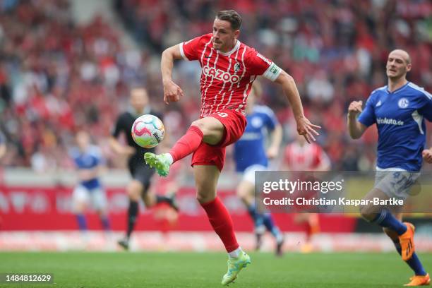 Christian Guenter of SC Freiburg in action during the Bundesliga match between Sport-Club Freiburg and FC Schalke 04 at Europa-Park Stadion on April...