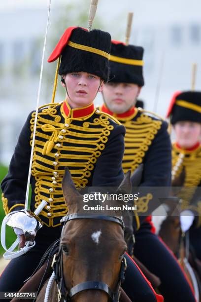 Troop Riding 2,773 Kings Troop Royal Artillery Stock Photos, High-Res Pictures, and ...