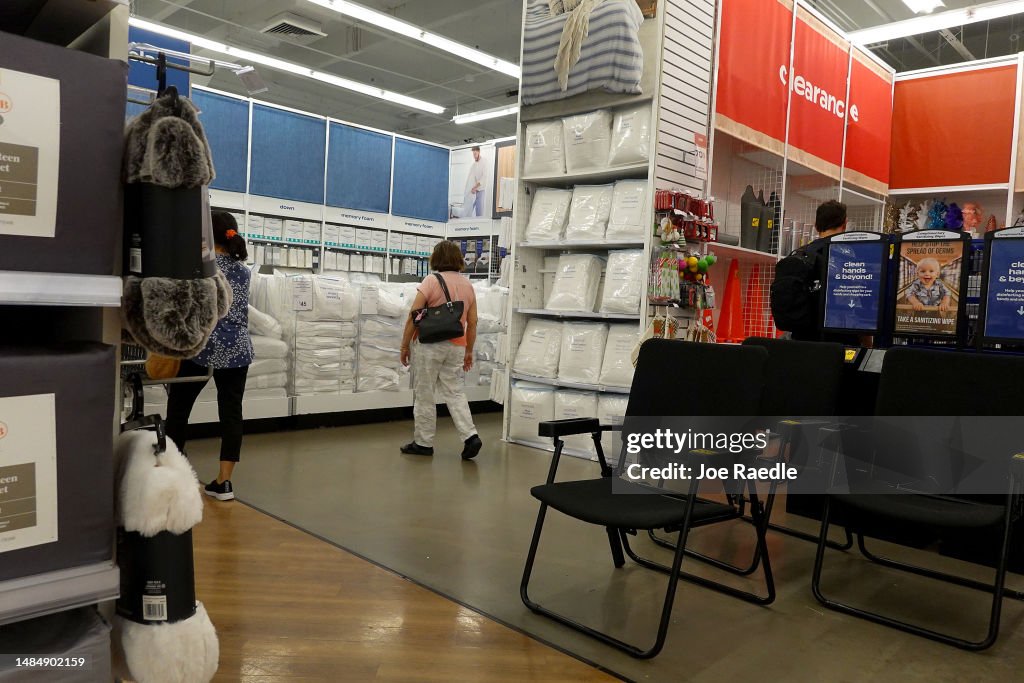 A customer shops in a Bed Bath & Beyond store on April 24, 2023 in ...