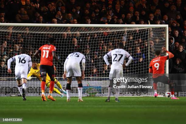 Zack Steffen of Middlesbrough fails to save as Carlton Morris of Luton Town scores the team's second goal from a penalty during the Sky Bet...