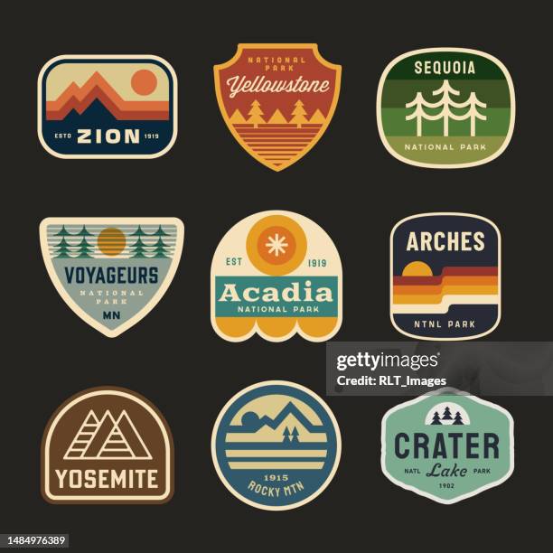 bildbanksillustrationer, clip art samt tecknat material och ikoner med retro national park badges - nationalpark