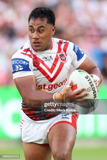 Michael Molo of the Dragons runs the ball during the round eight NRL match between Sydney Roosters and St George Illawarra Dragons at Allianz Stadium...