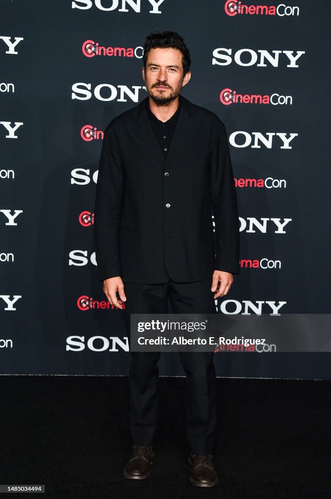 orlando-bloom-attends-opening-night-and-sony-pictures-entertainment-presentation-at-the.jpg