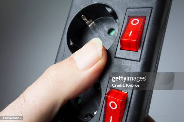 multi plug socket devise europe - steckerleiste stock-fotos und bilder