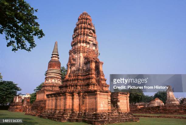 The 12th century ruins of Wat Phra Si Rattana Mahathat, Lopburi. The old town of Lopburi dates back to the Dvaravati era . It was originally known as...