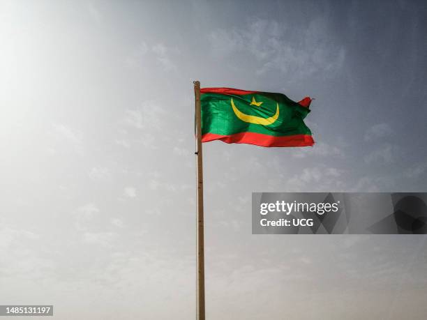 Mauritania, Chinguetti, Mauritanian flag.