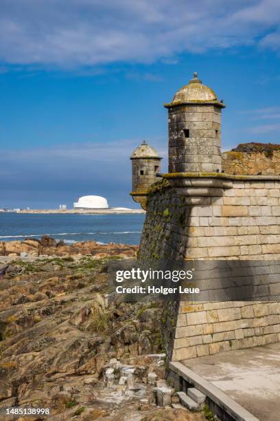 fort of são francisco do queijo with cruise terminal building in distance - queijo stock pictures, royalty-free photos & images