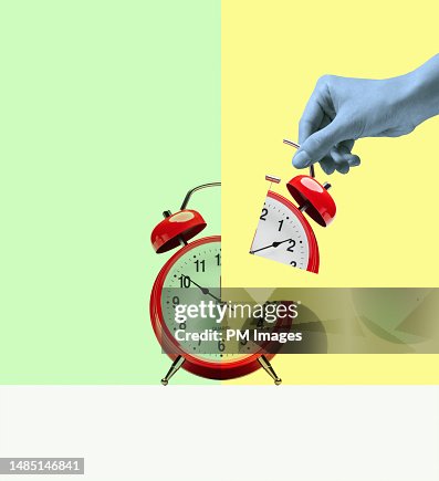 Splitting time in quarters Splitting time in quarters