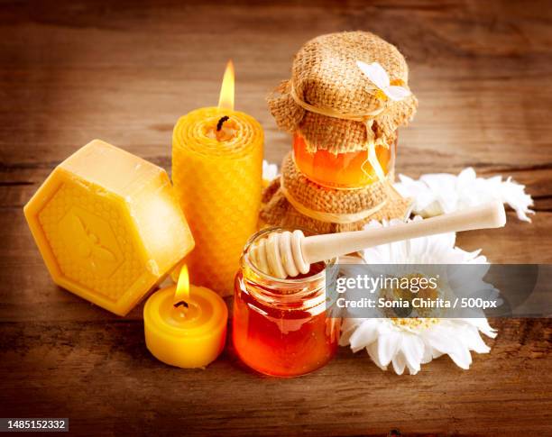 honey spa healthcare handmade honey soap natural treatments,romania - honey face mask stock pictures, royalty-free photos & images